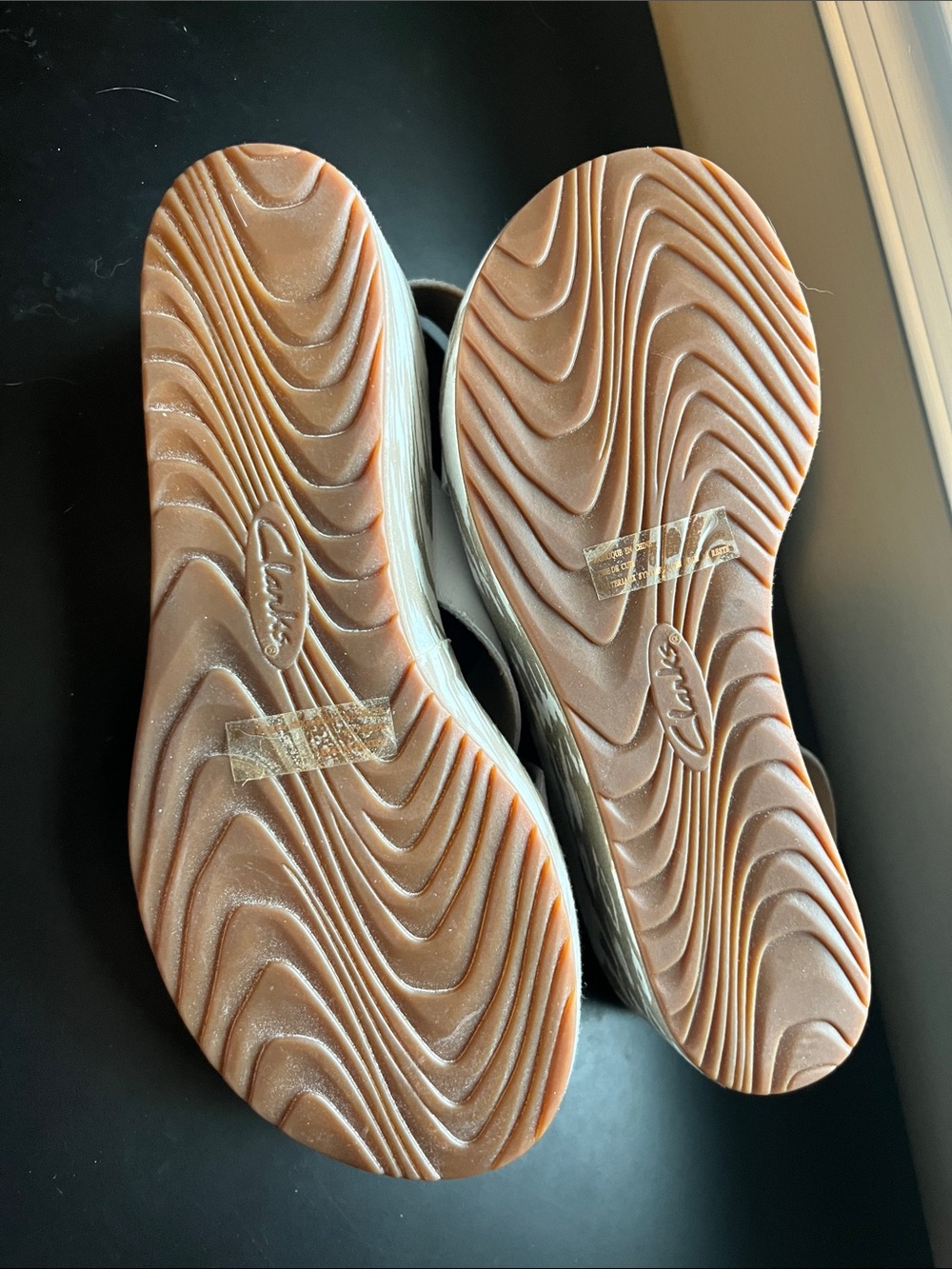 Clarks White Leather Cross-Strap Wedge Sandals - Picture 10 of 10